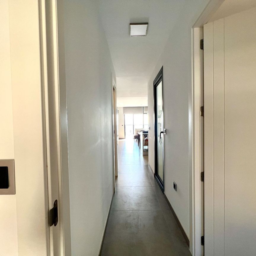 Apartamento de alquiler en Puerto Rico, Playa Poniente - Photo 1