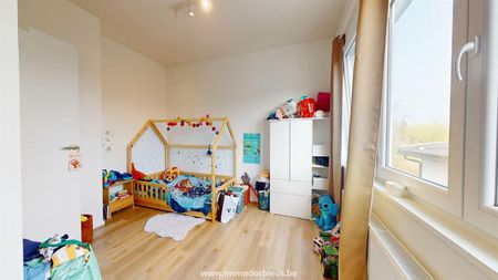 BONCELLES – Villa 4 façades, rénovée, 3 ch, jardin, garage - Loyer: 1 200,00 € / mois - Foto 5