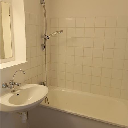 1 pièce - Meublé - 15,85 m² - 3ème étage - Colocation non autorisée - Photo 3