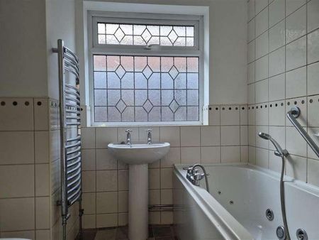 Norman Road, Clacton-on-sea, CO15 - Photo 5