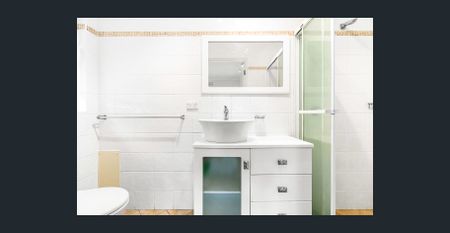 Fabulous One Bedroom Apartment in Prime Lindfield Location - Photo 4