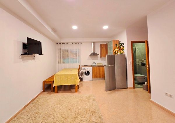 LONG TERM RENTAL Beautiful villa with sea views for rent in Benissa coast with 5 bedrooms.