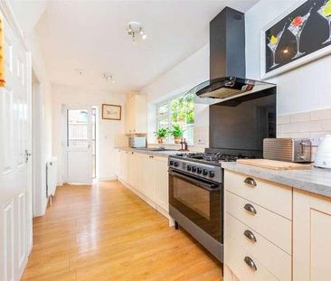 Hillside Road, Ash Vale, Surrey, GU12 - Photo 2