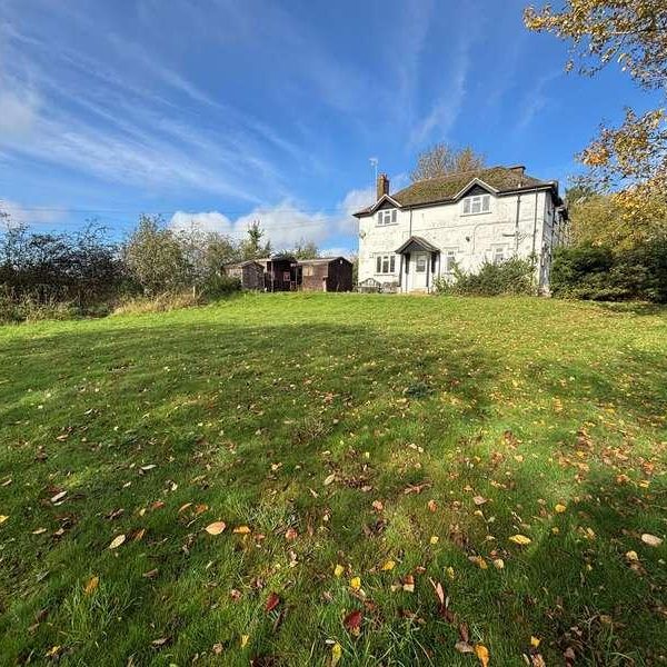 Redwell Wood Farmhouse, Ridge, EN6 - Photo 2