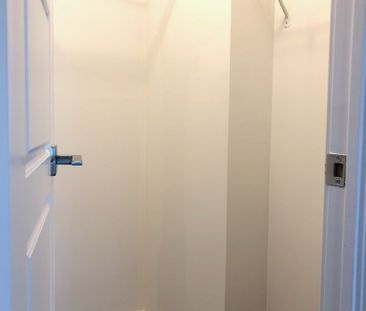 For Lease - 4085 Parkside Village Drive Unit# 2105, Mississauga, On... - Photo 6