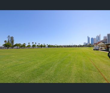 32/122 Terrace Road, Perth, WA 6000 - Photo 2