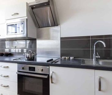 Premiere Studio - Photo 2