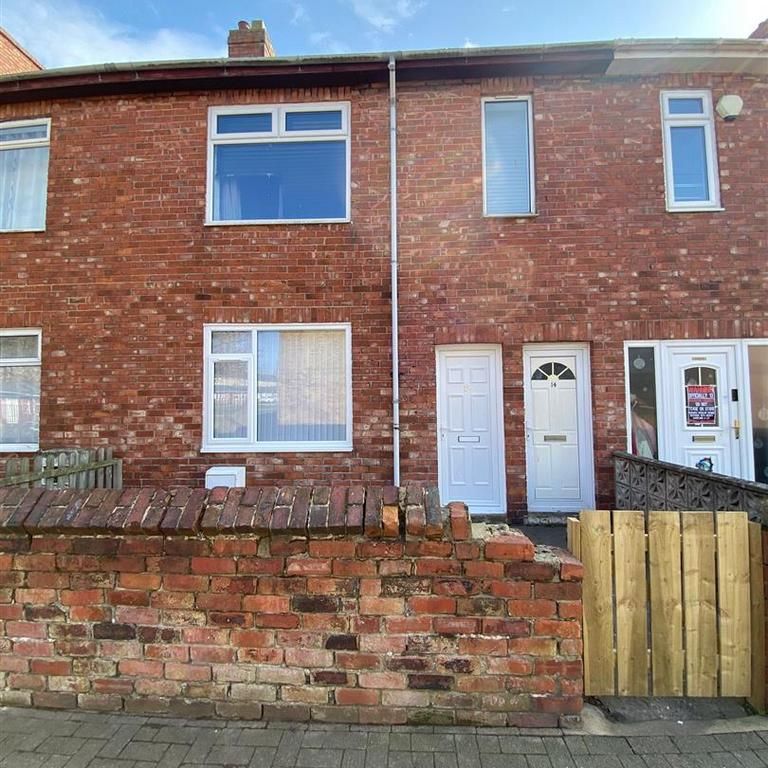 2 bedroom property to rent - Photo 1