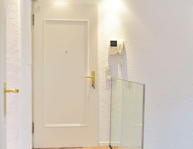 Traumhaft Wohnen - mit direktem Rheinblick und Balkon - Foto 1