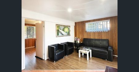 SPACIOUS FAMILY HOME ! - Photo 4