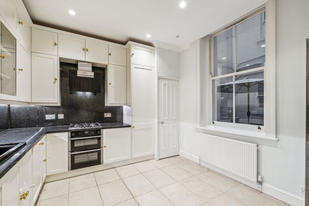 Courtfield Gardens, Earls Court, London, SW5 - Photo 1