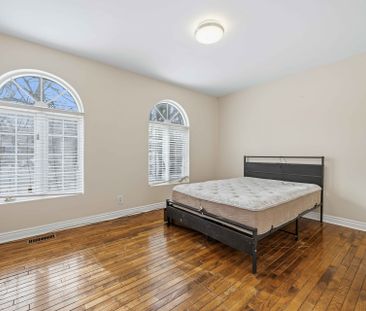 For Lease - 8 View Street, Ajax, Ontario - Photo 4