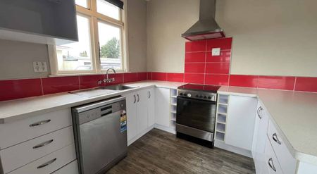 THREE BEDROOMS - TAKARO - Photo 4