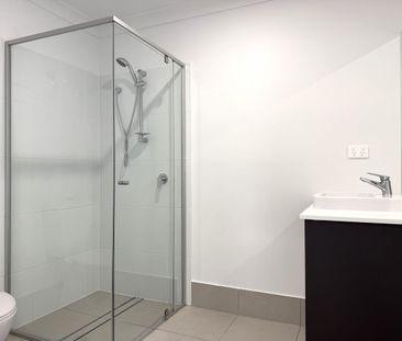 Spacious, airy and bright home. - Photo 5