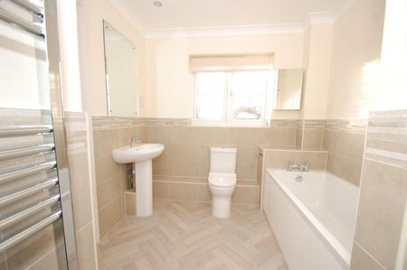 White Hart Close, Chalfont St Giles, Buckinghamshire,HP8 - Photo 5