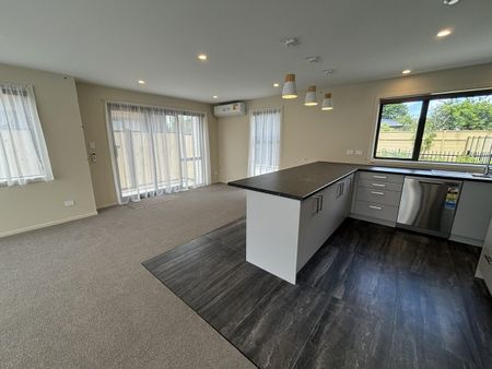 8 Adesanya Close, West End, Palmerston North - Photo 5