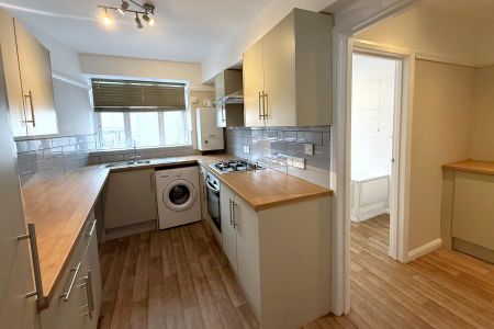 2 bedroom apartment to rent - Photo 3