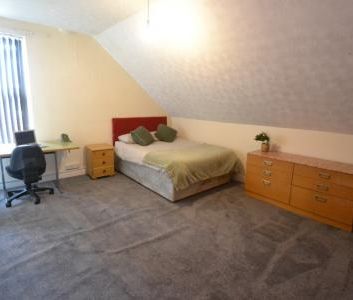 (5BED) Sherwin Road, Lenton, Nottingham, NG7 - Photo 6