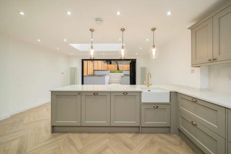 Torrington Gardens, Bounds Green, N11 - Photo 5