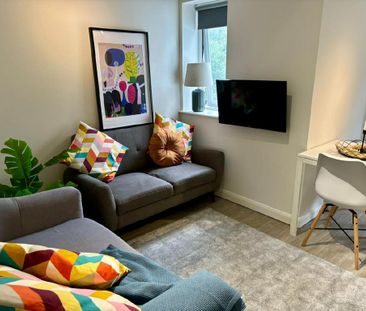 5 bedroom flat to rent - Photo 2