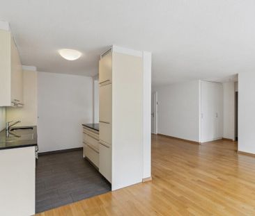 Luxurious 4.5-room apartment with balcony in Rubigen - Photo 4