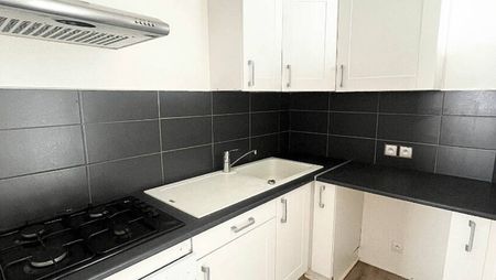 Appartement T4 en duplex lumineux avec pompe à chaleur/ clim réversible - Photo 3