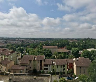 Location appartement 4 pièces 75.75 m² à Romans-sur-Isère (26100) - Photo 2