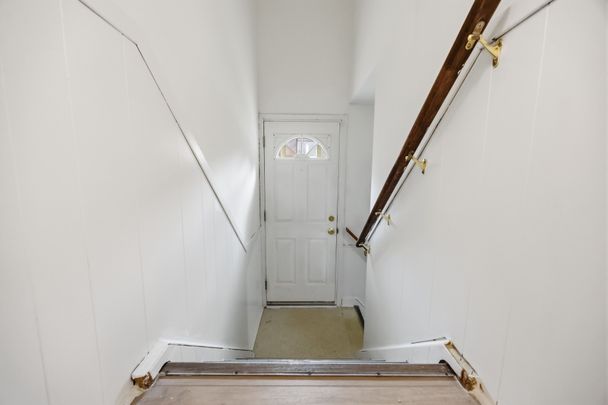 For Lease - 21 Jardine Place, Toronto, Ontario - Photo 1