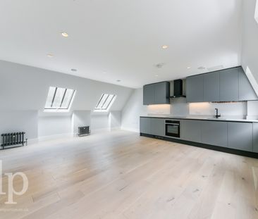 1 Bedroom Apartment, Duck Lane, Soho W1F - Photo 2