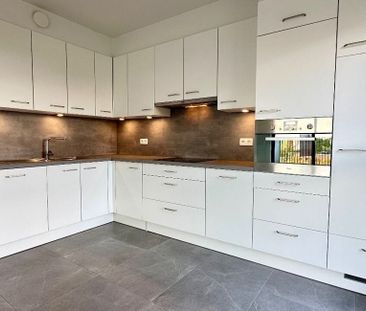 Appartement te huur in Tongeren voor € 850 met 2 slaapkamers - Photo 4