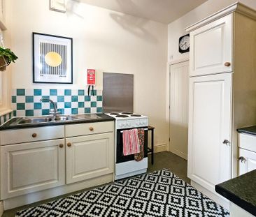 1 bedroom semi-detached house to rent - Photo 6