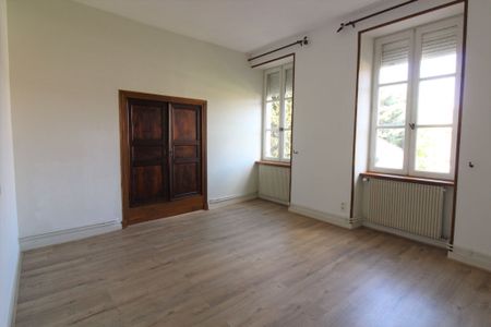 Location appartement 4 pièces, 137.00m², Chalon-sur-Saône - Photo 2