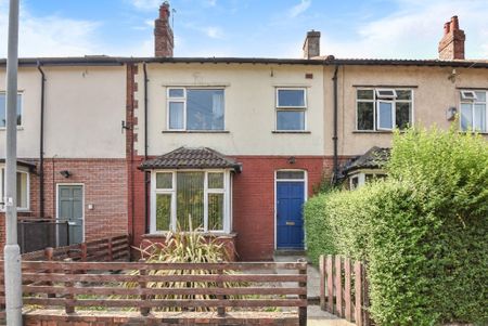 1 bedroom in a house share to rent - Photo 5