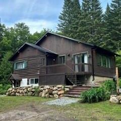 5 1/2 - Notre-Dame-de-la-Merci - 2 200 $/mois - Photo 2