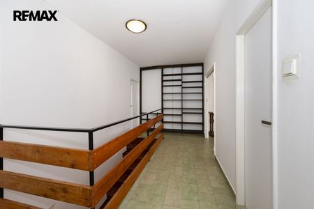 Pronájem bytu 4+kk 80 m² - Photo 3