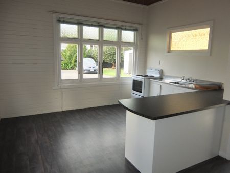 285B Fitzherbert Avenue, West End, Palmerston North - Photo 2