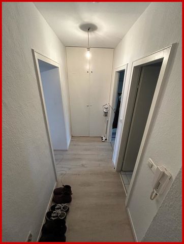 **huesch-immobilien.de** -Essen Frintrop- Lichtdurchflutete 2-Raum Wohnung mit Altbaucharme - Foto 3