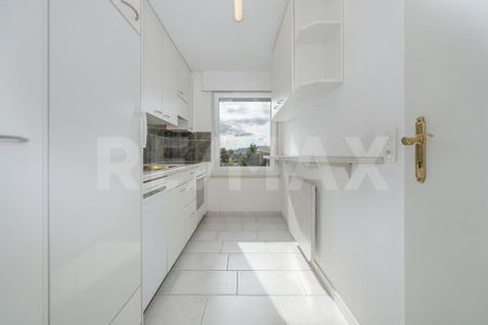 Sonnig sowie bestens ein- und angebunden: 3½-Zimmer-Wohnung mit Aussicht - Photo 4