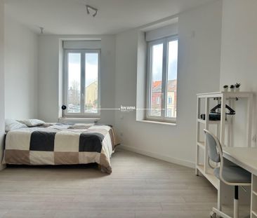 Location Appartement 7 pièces 168m² TOURCOING 59200 - Photo 2