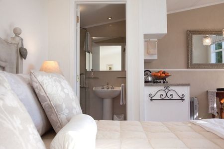 French Studio - furnished - suit a single person - Photo 5