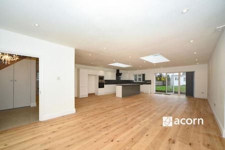 8 bedroom house to rent - Photo 2