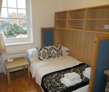 Flat 414 Fulham Palace Road, Fulham W6 9HH - Photo 1