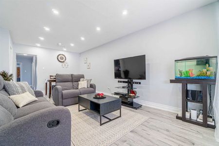 For Lease - 49 Tinton Crescent Unit# Main, Toronto, Ontario - Photo 2