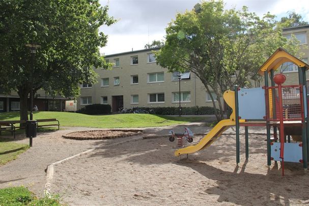 Surbrunnsvägen 8 E - Foto 1