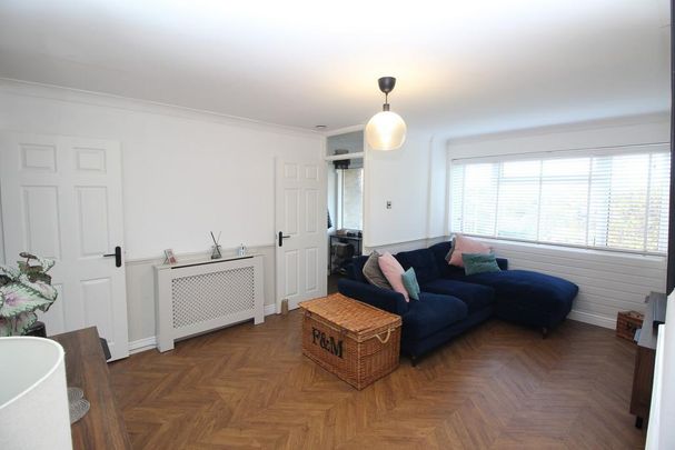 3 bedroom terraced house to rent - Photo 1