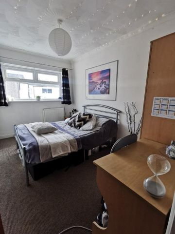 4 bedroom house to rent - Photo 5