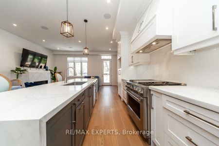 For Lease - 68 Twenty Fourth Street Unit# #Main, Toronto, Ontario - Photo 3