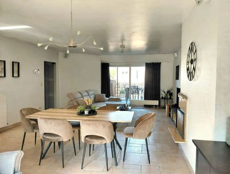 TE HUUR: Ruim appartement met 2 slaapkamers en 2 terrassen te Heusden-Zolder! - Photo 2