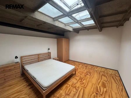 Pronájem stylového mezonetového bytu 105 m - Fotografie 4
