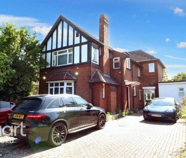 1 bedroom in a house share to rent - Photo 5